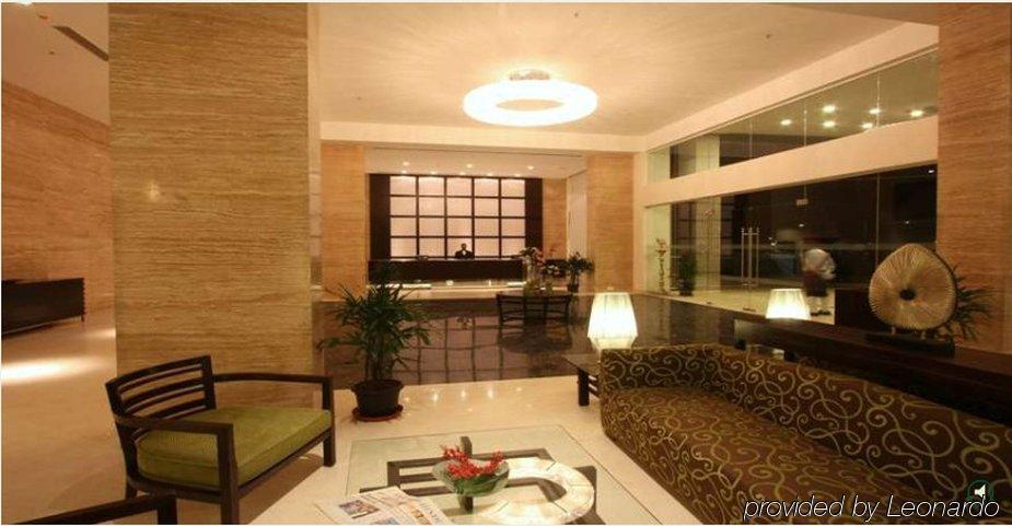Radha Regent Electronic City Kammasandra Інтер'єр фото