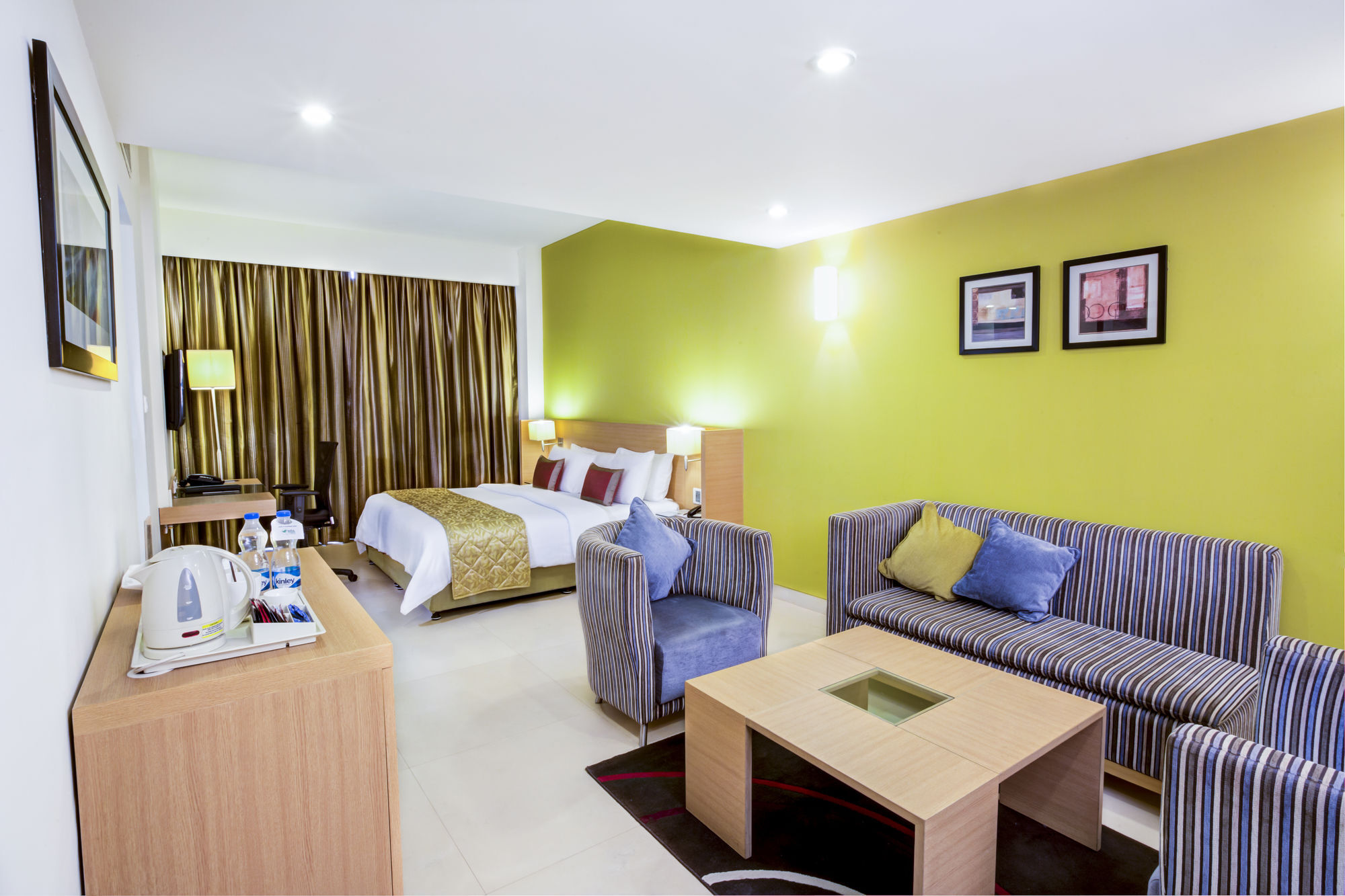 Radha Regent Electronic City Kammasandra Екстер'єр фото